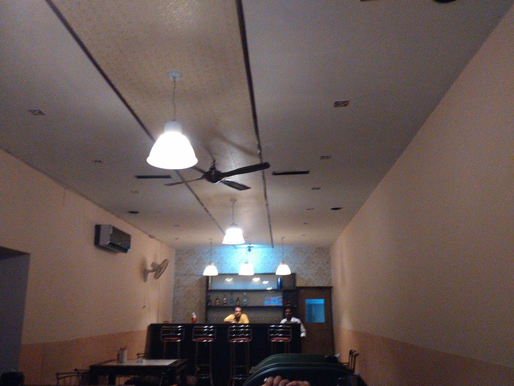 Hotel Ajaya Varanasi Ngoại thất bức ảnh